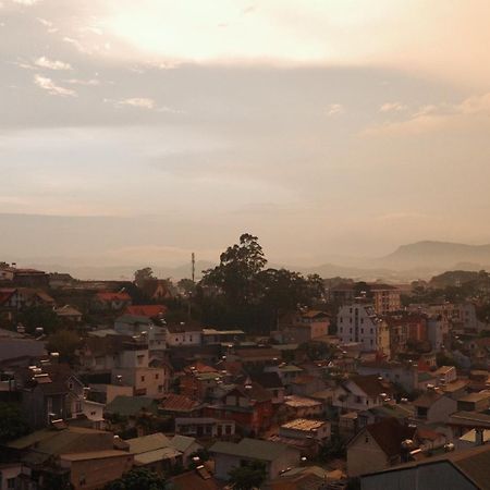 Cherry Suites Dalat Exterior foto